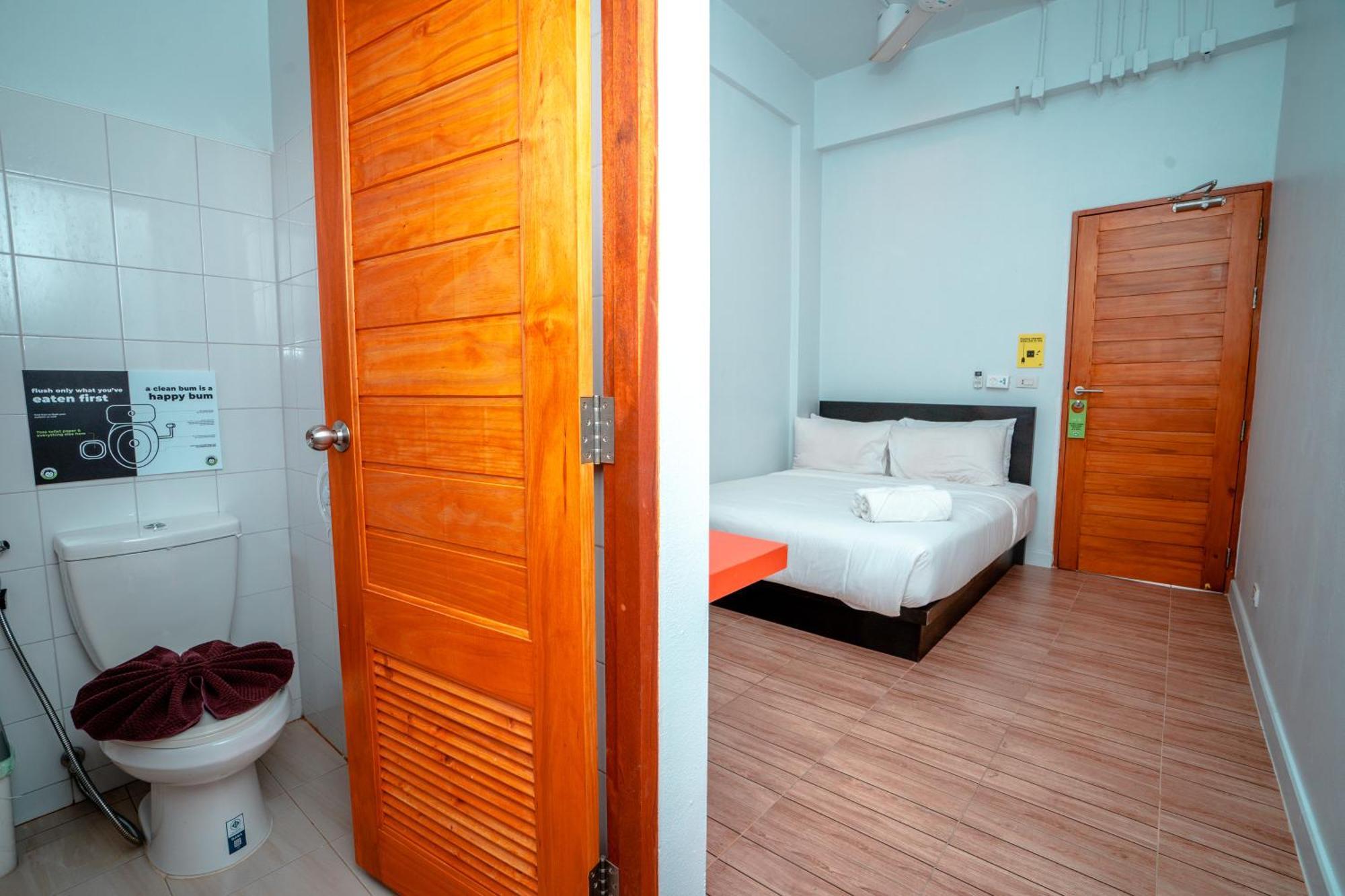 Standard Double Room,1515503068:JPEG
